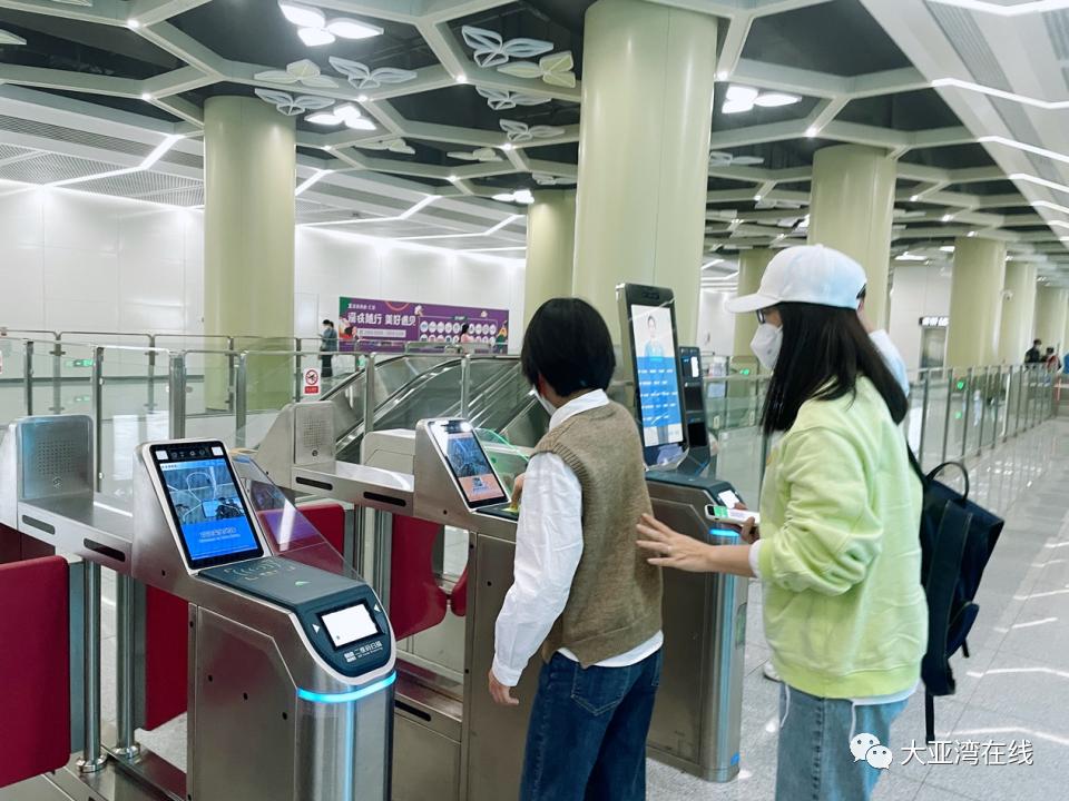 从大亚湾到深圳的轻轨线路图,从大亚湾到深圳地铁站