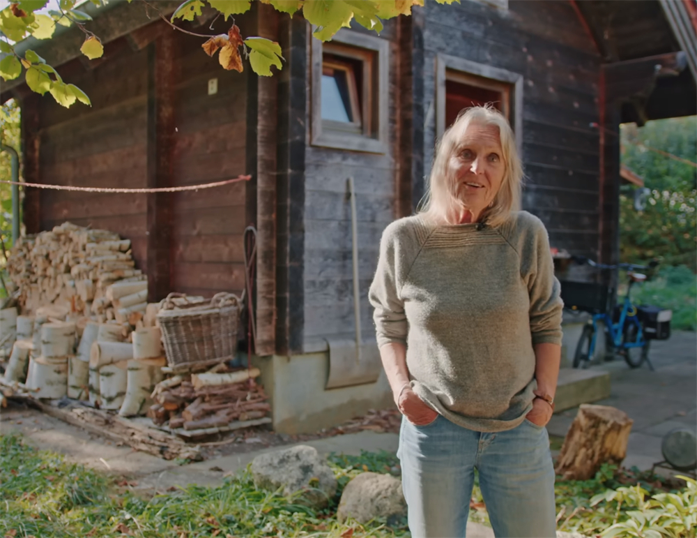 发现一位74岁奶奶的蜗居：16㎡小家没电没暖气，她却一住就是30年