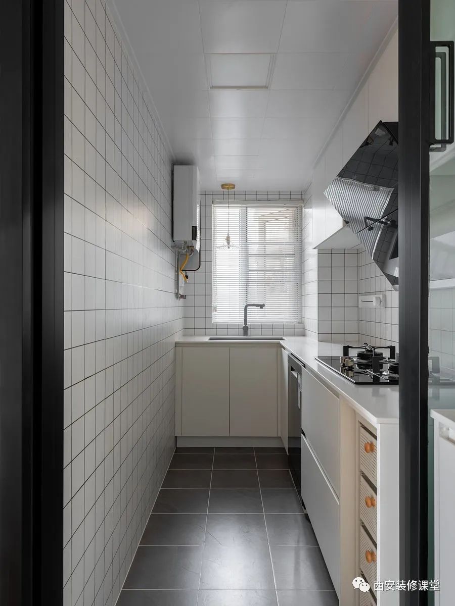 80㎡老旧小复式，变身奶油三口之家