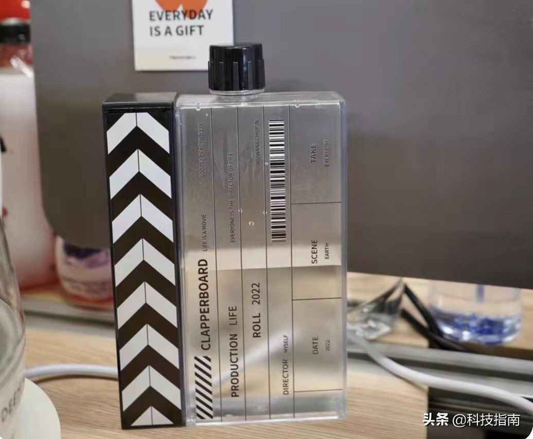 黑莓q30对比黑莓p9983,科技好物推荐黑科技