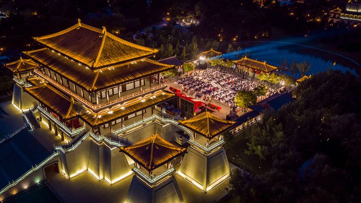 西安不夜城亮化工程谁做的,大唐不夜城亮化