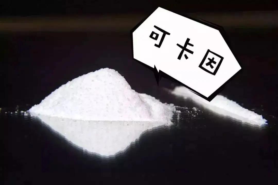 英国男子身高185体重只有120斤,英国男人体重600斤