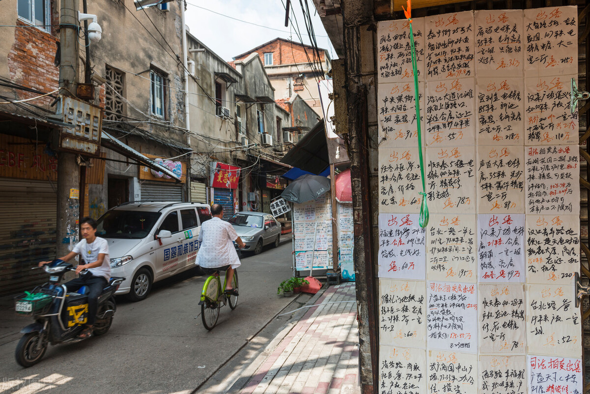 摆摊三个小时100种赚钱方法,零成本摆摊案例半年赚三百万