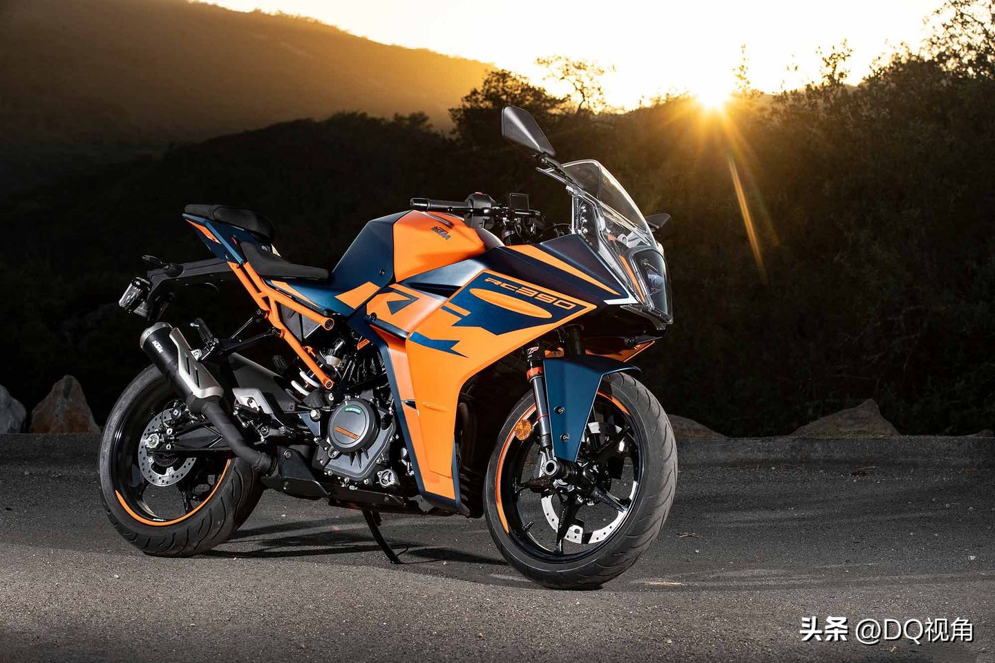 外媒评测2023年年度摩托车,外媒2022年度性能车型