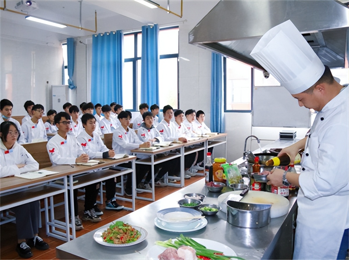 湖南湘江工贸技工学校在哪个区,湘江工贸技工学校