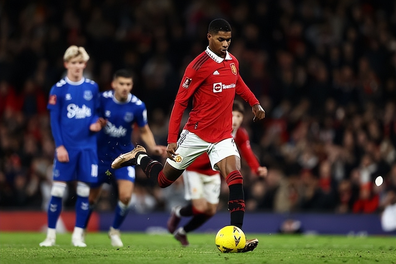 拉什福德世界杯后大爆发，曼联“慈善球王”蜕变的六个原因！