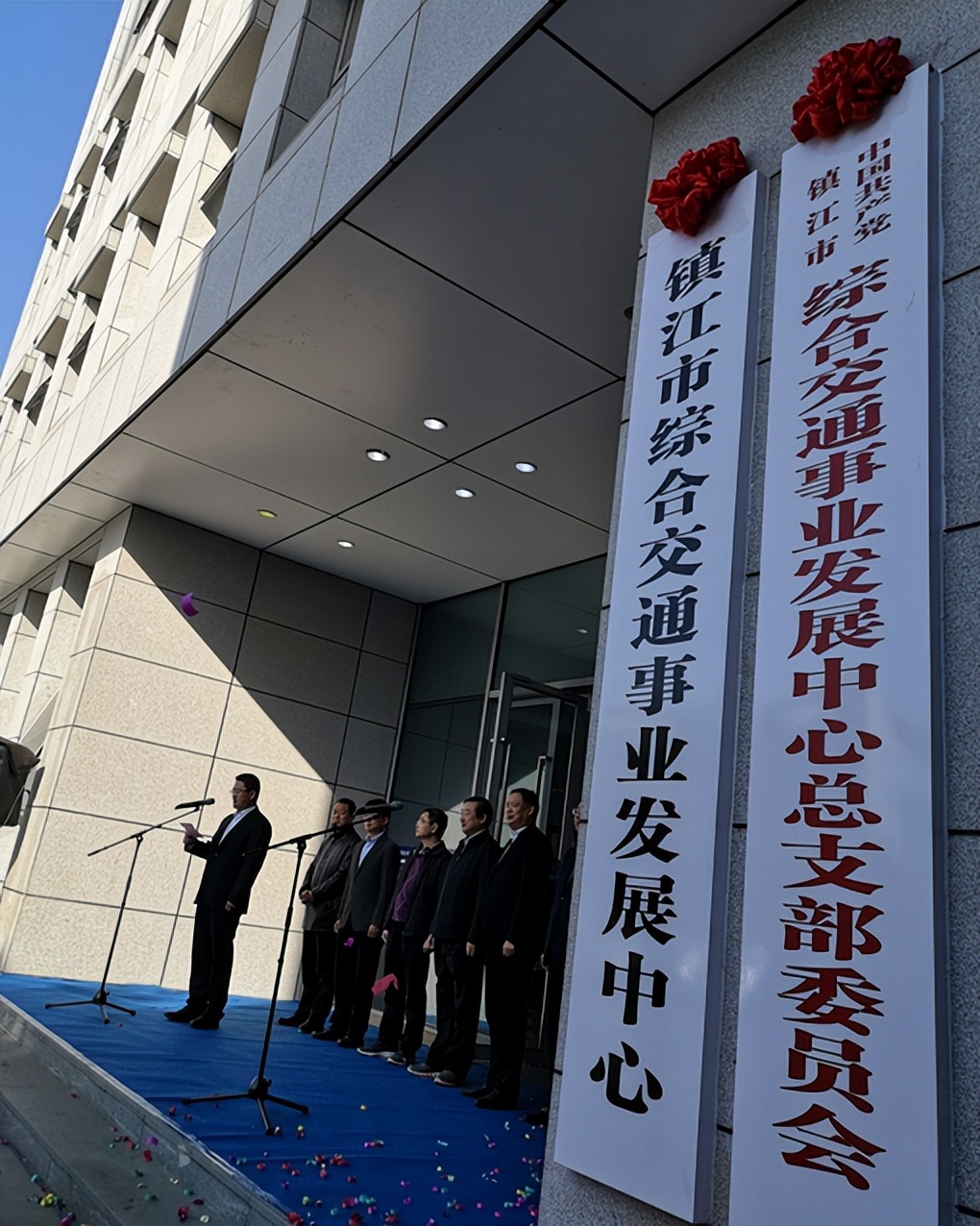 建设局和规划局哪个实权大,发展局和城建局哪个有权