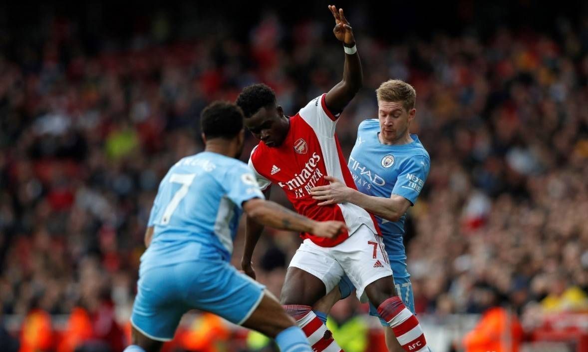 曼城4-0大胜皇家马德里现场,曼城2-1获胜斯旺西客场败北