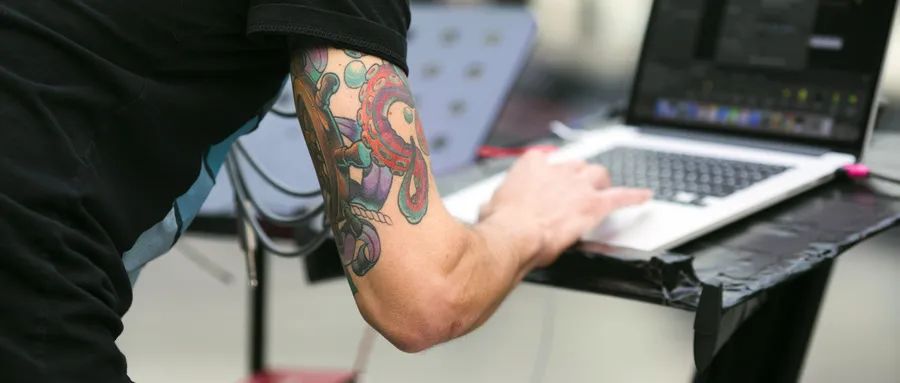 纹身应该被区别对待吗,纹身失败是谁的责任