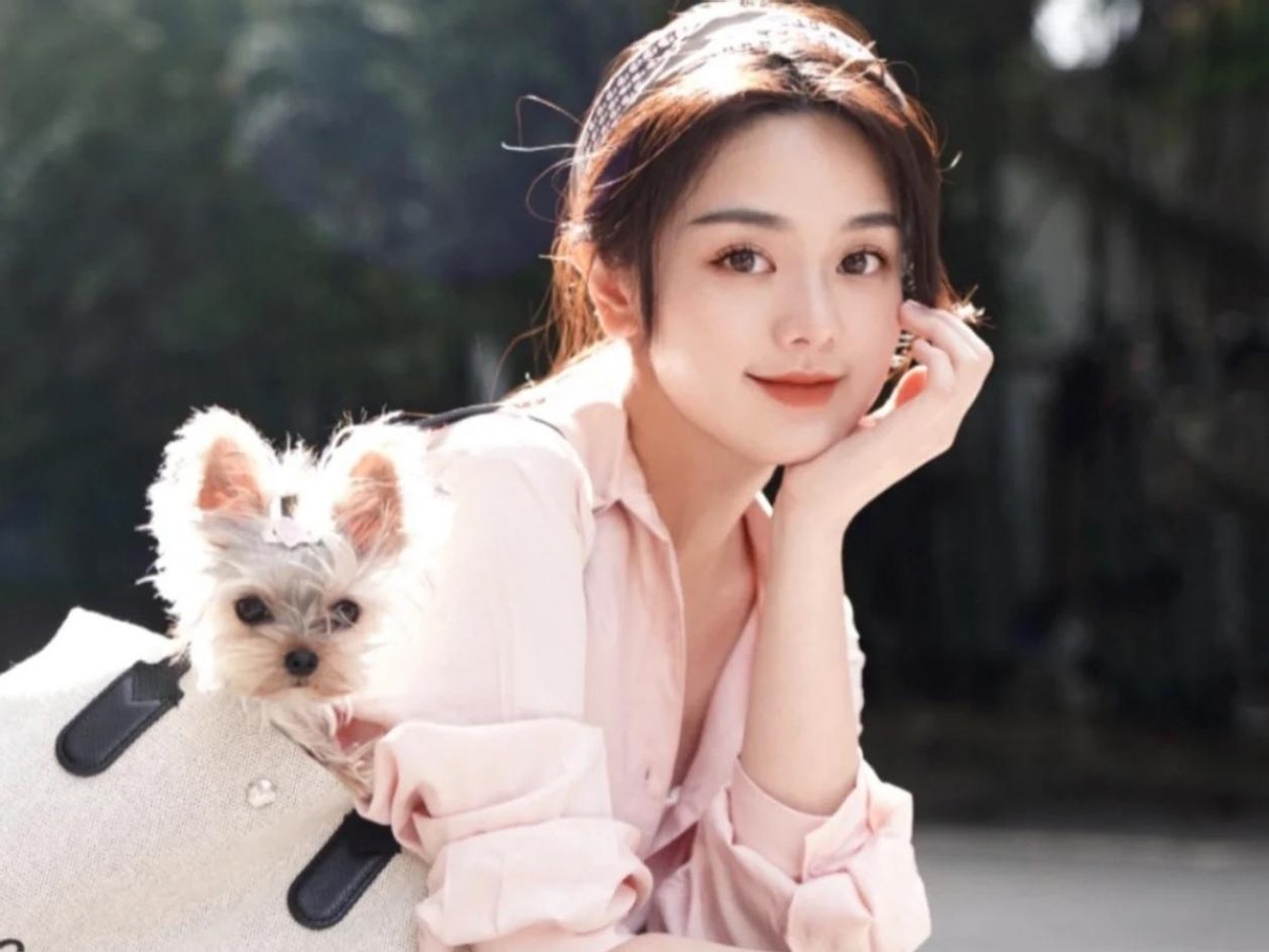 建议扔掉这几样破损变形的拖鞋,扔掉的棉拖鞋