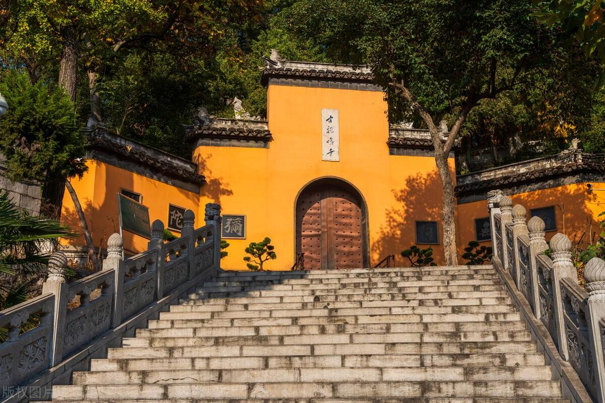 喜欢美食的朋友不要错过,喜欢美食的人要去哪些城市旅游