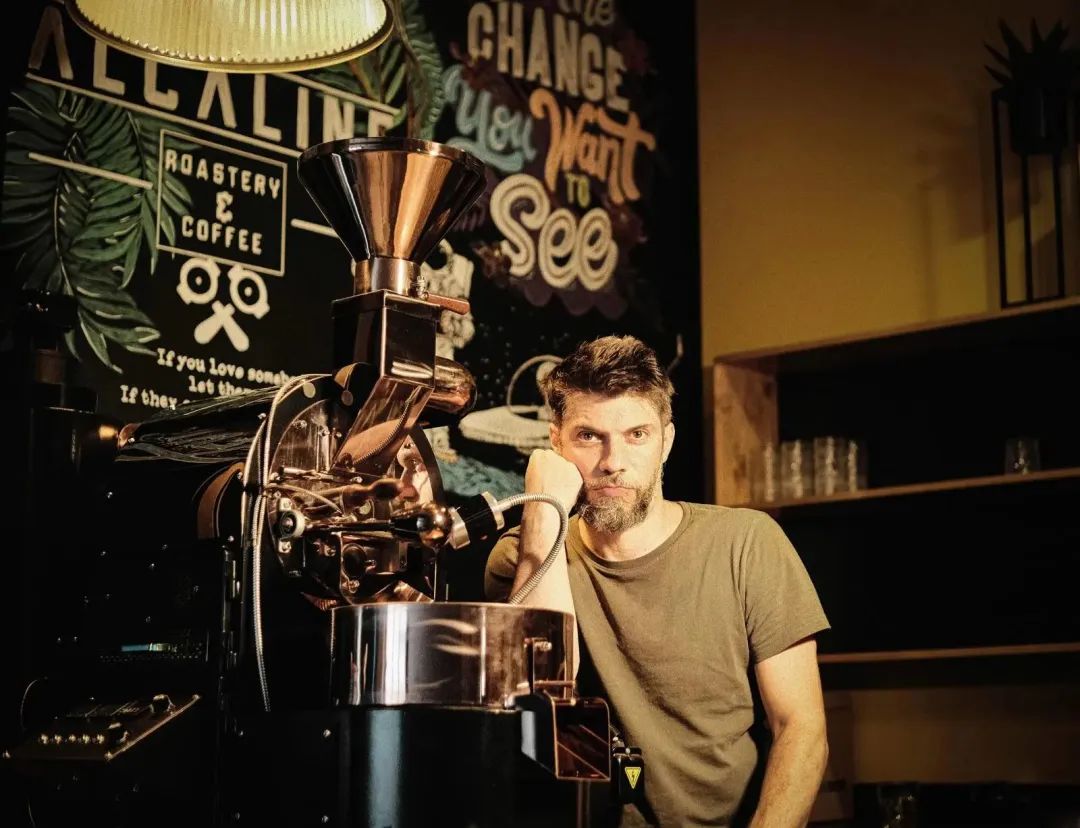 如何一步一步开始做外贸创业,80后小伙的十年创业逆袭路