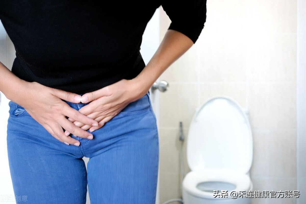 乳房疼肋骨疼怎么回事,乳房疼腰也疼是什么原因