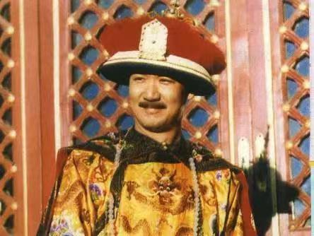 把皇帝演活,把皇帝演了个遍