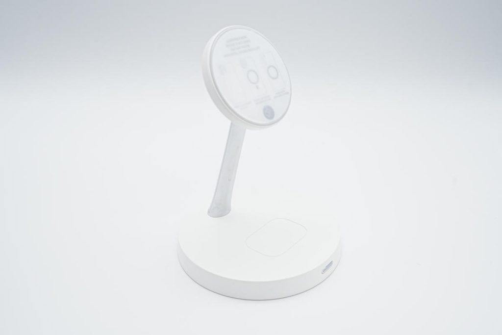 磁吸无线充电宝拆机测评,苹果原装磁吸充电器拆解