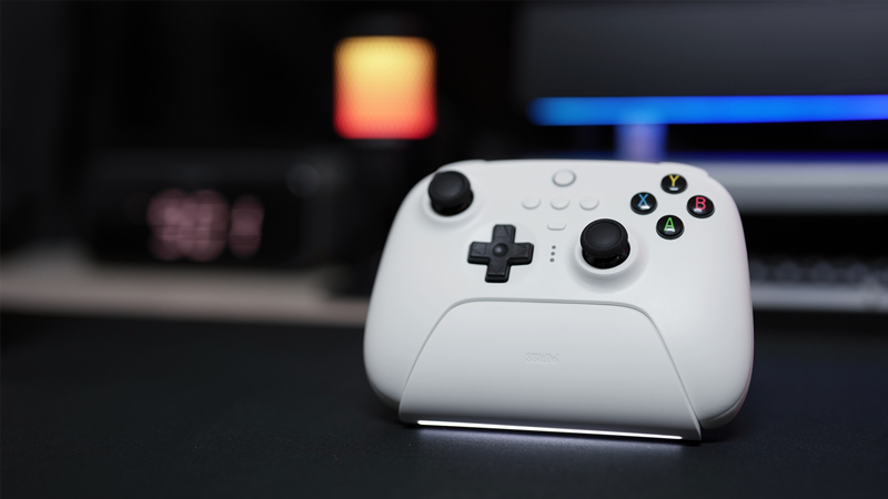 八位堂猎户座青春版手柄无死角,八位堂猎户座手柄和pro测评