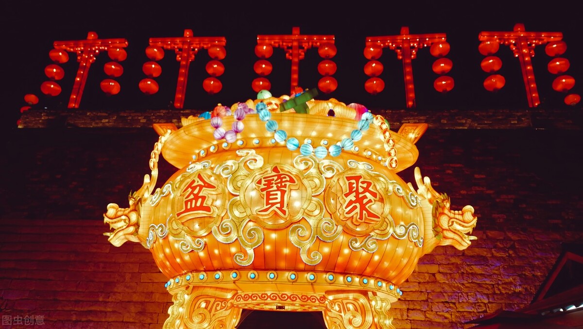 正月初五接财神初几送穷神,正月初五又叫破五送穷神接财神