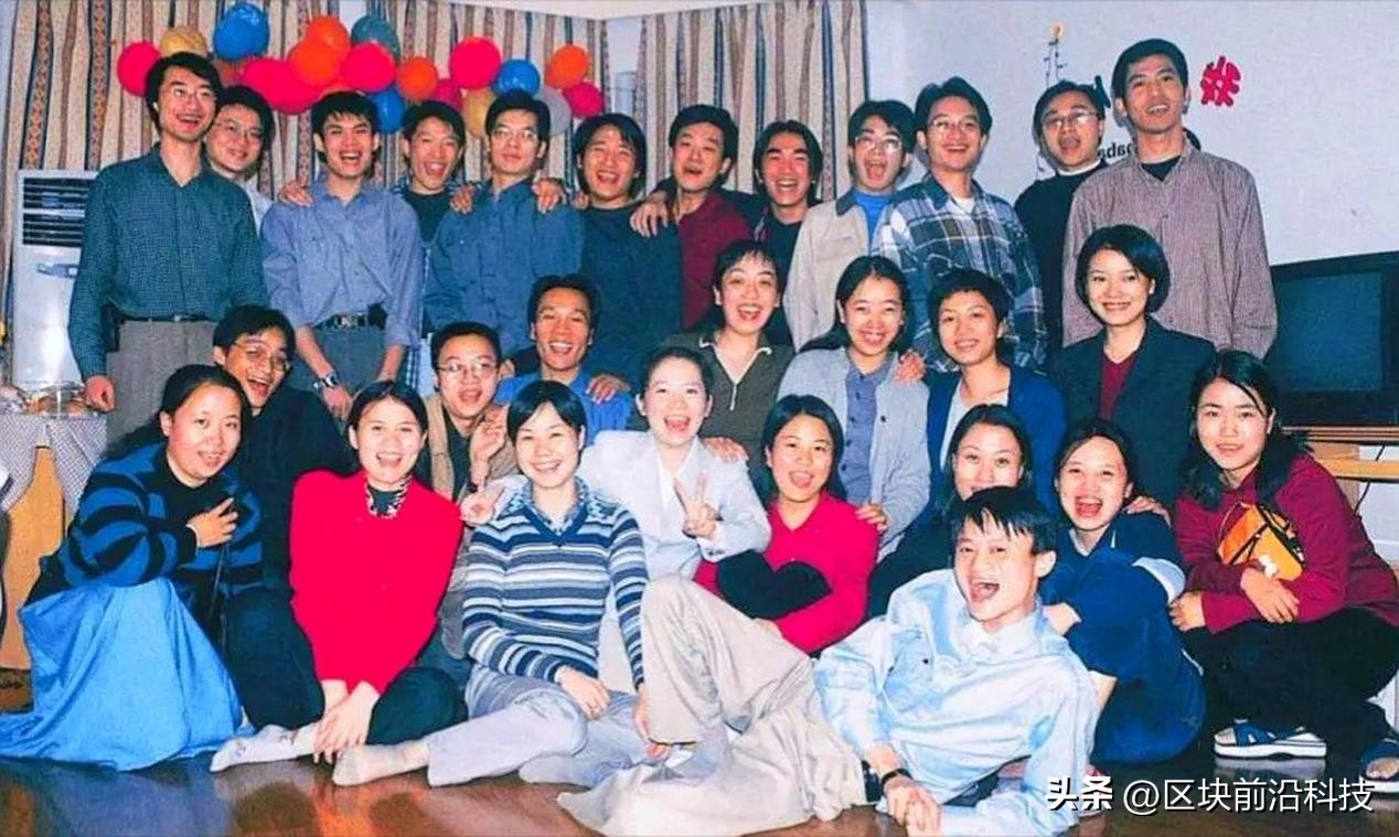 司马南背后团队曝光后，网友感叹：一百个司马南也抵不过一个马云