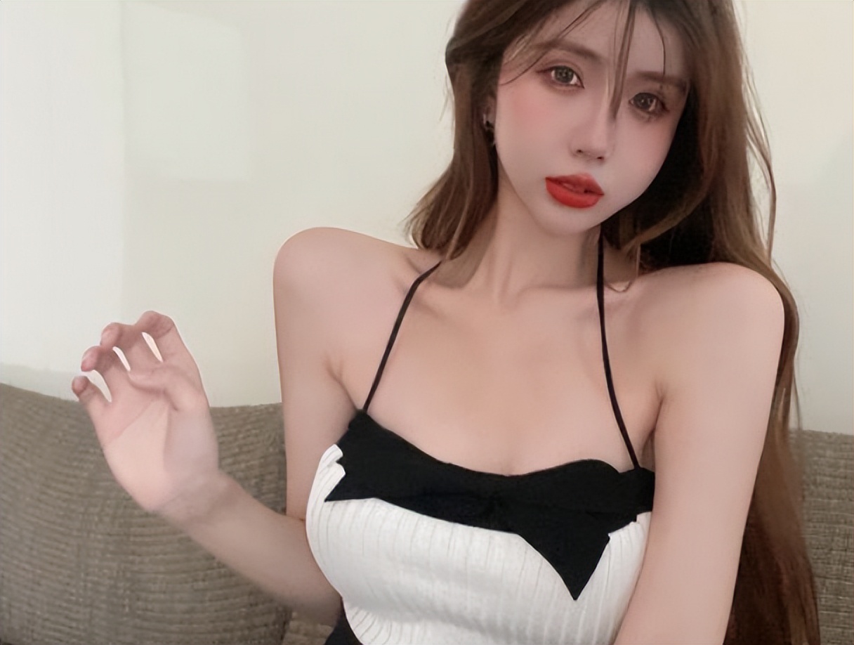 韩国女网红弹钢琴的视频,韩国网红女主播