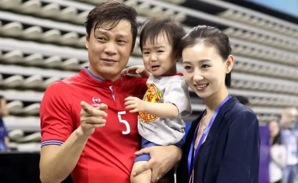 老范的老婆叫什么,歌手老范妻子是谁