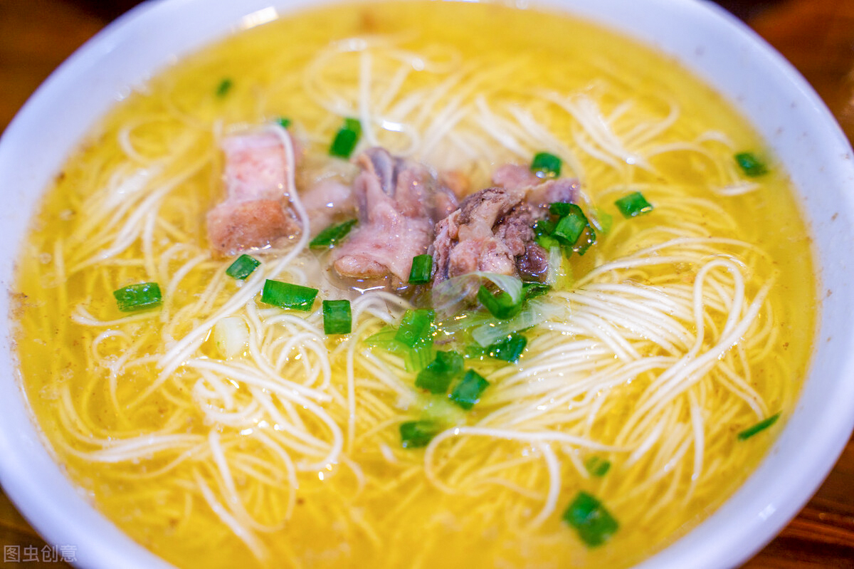 早餐来一碗清汤面做法简单,清汤面最好吃的做法儿童早餐