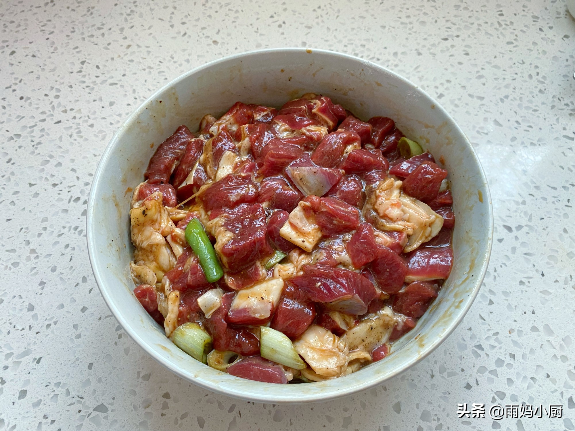 想吃嫩的羊肉串怎么腌肉,烤羊肉串怎么吃新手教程