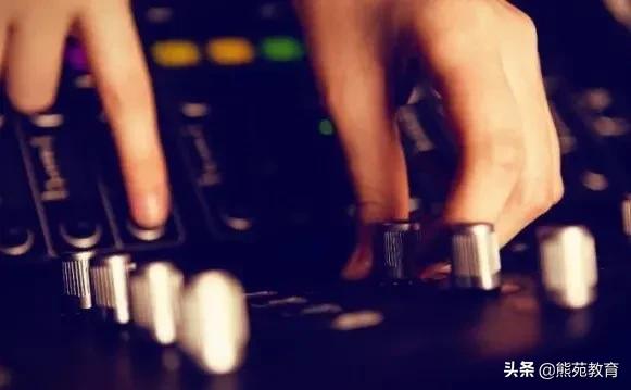 录音怎么消除口水音,录音有口水音怎么后期处理剪映