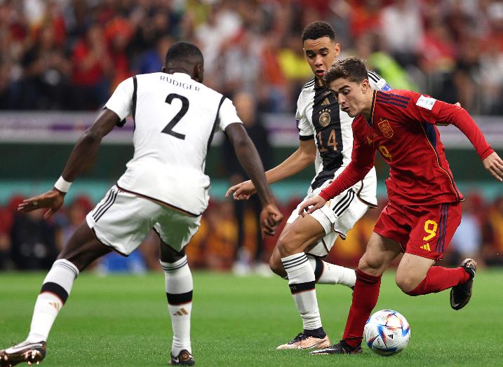 德国足球连败迷失方向,德国足球传控克洛泽