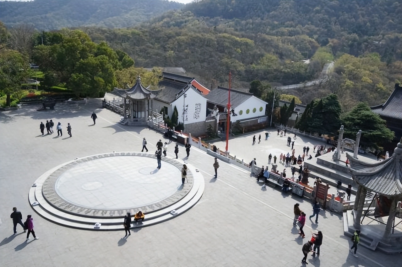 镇江金山风景区里面景点大全,镇江春节期间有哪些免费景点