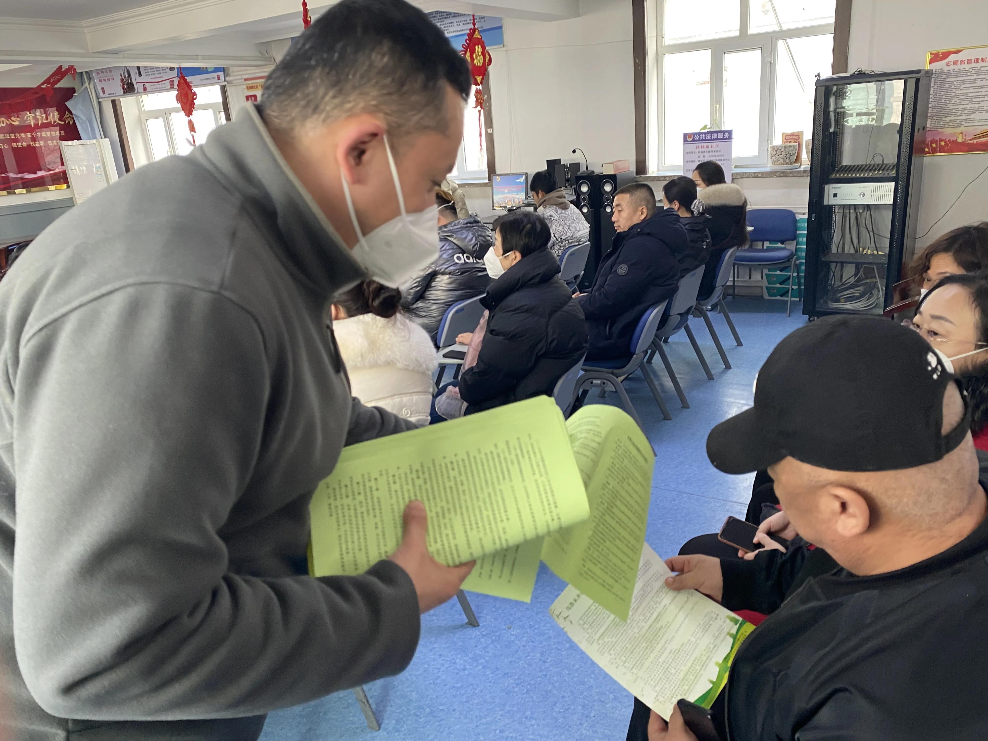 小额贷款可以异动办理吗,小额贷款灵活发放大额贷款谨慎