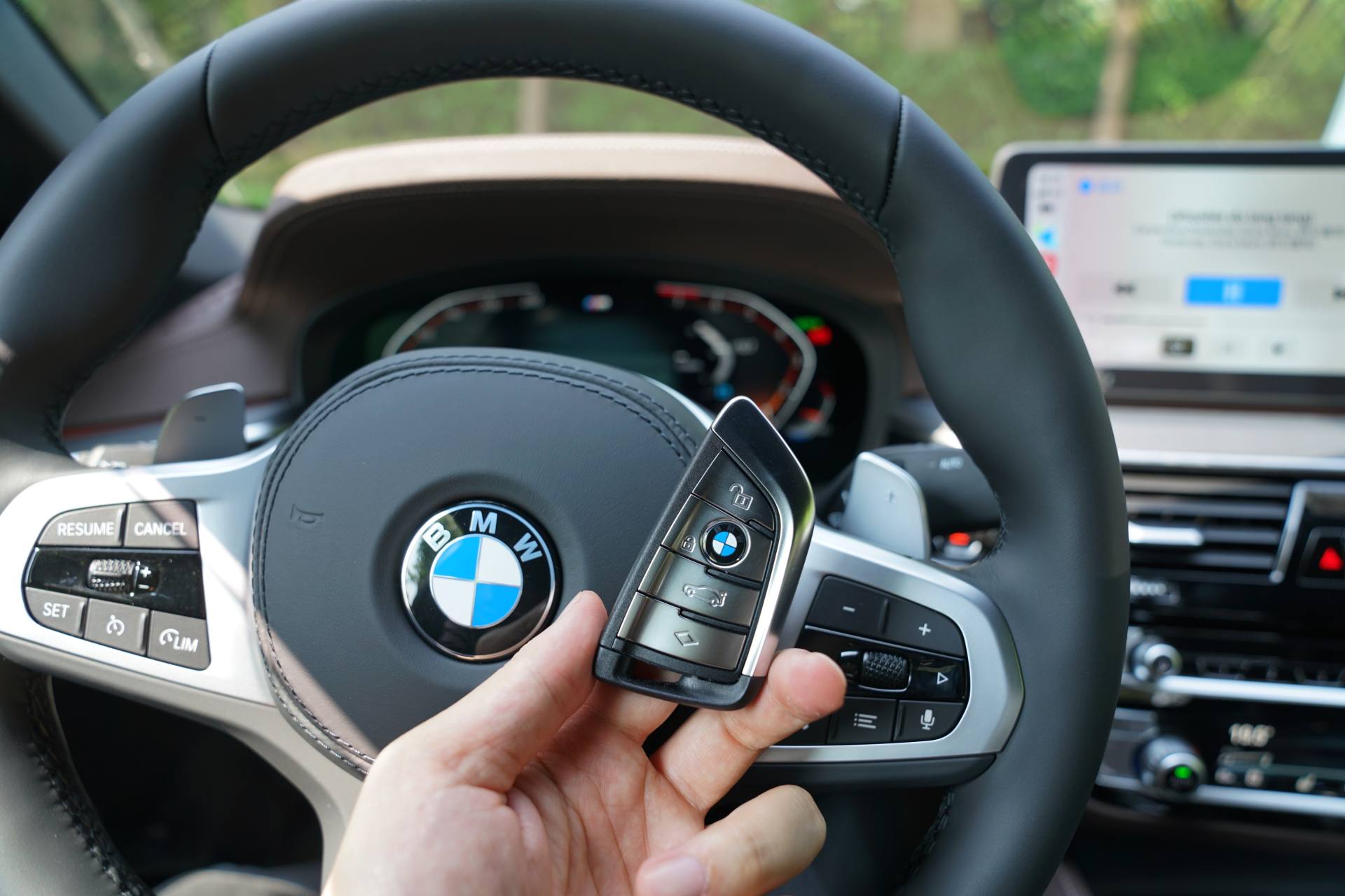 贵豪华车推荐,高档不贵的车