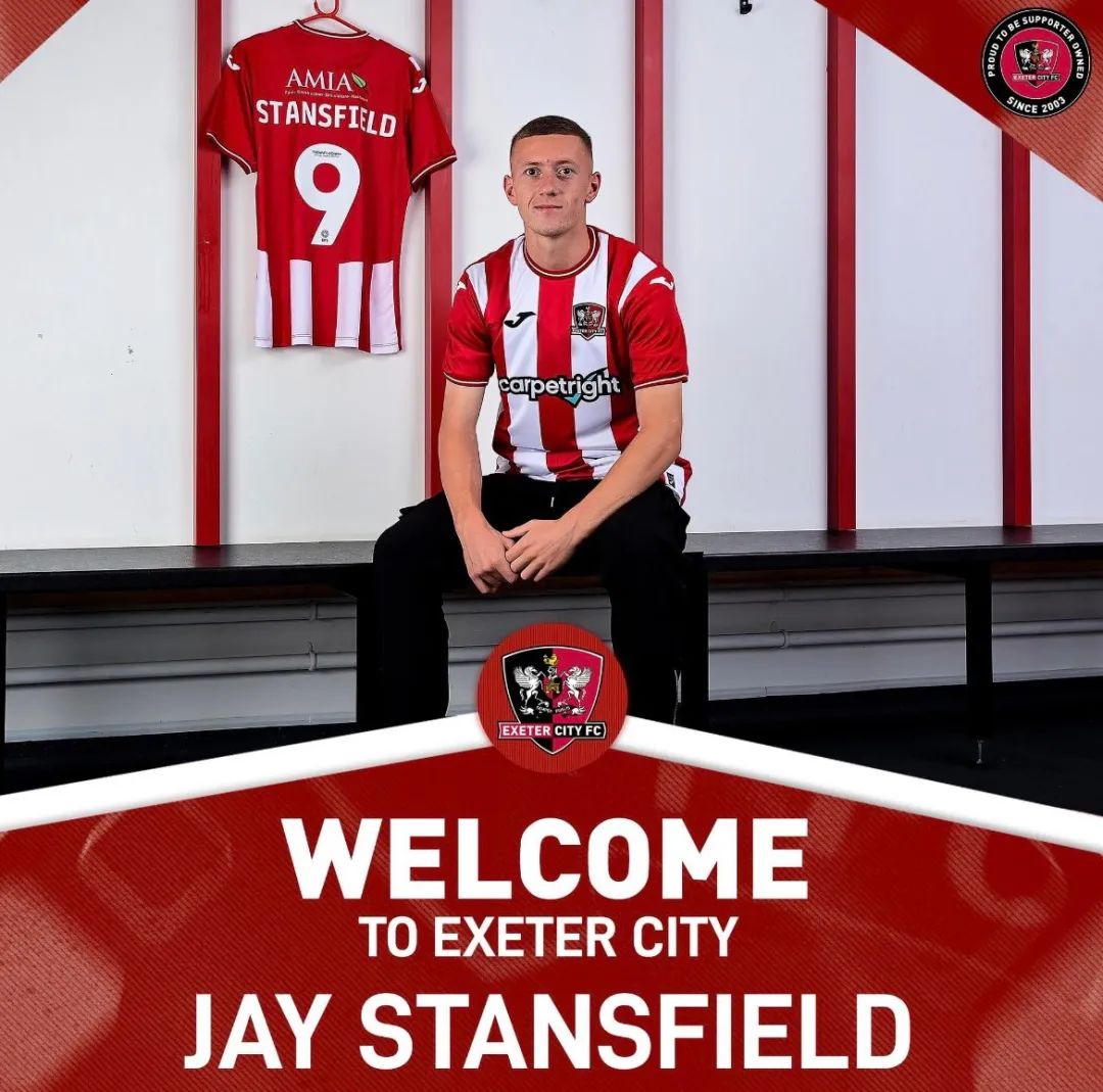 人家的足球文化！英甲球队签下已故前锋的儿子，重启封存的球衣