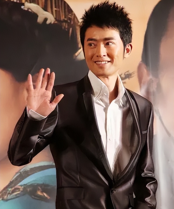 43岁的任泉现状,任泉为什么那么多人转型