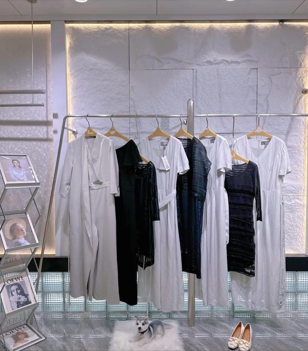 Maixia·露玛莉先2023夏品牌折扣女装桑蚕丝连衣裙上衣T恤裤裙穿搭