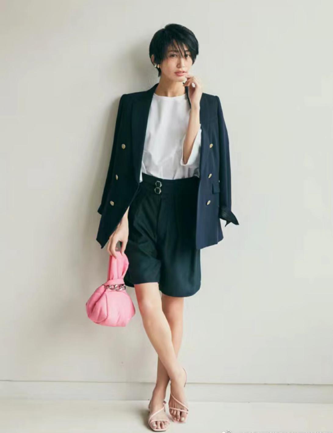 这才是夏天该穿的裤子冰丝长裤,这才是初夏裙装搭配天花板