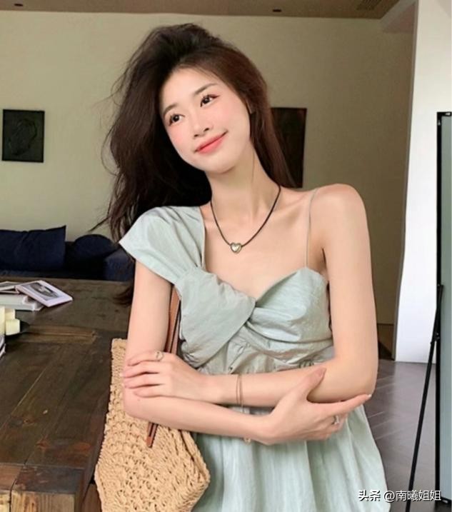 女士12种风格适合穿的颜色,敢穿哪几种颜色的女人气质好