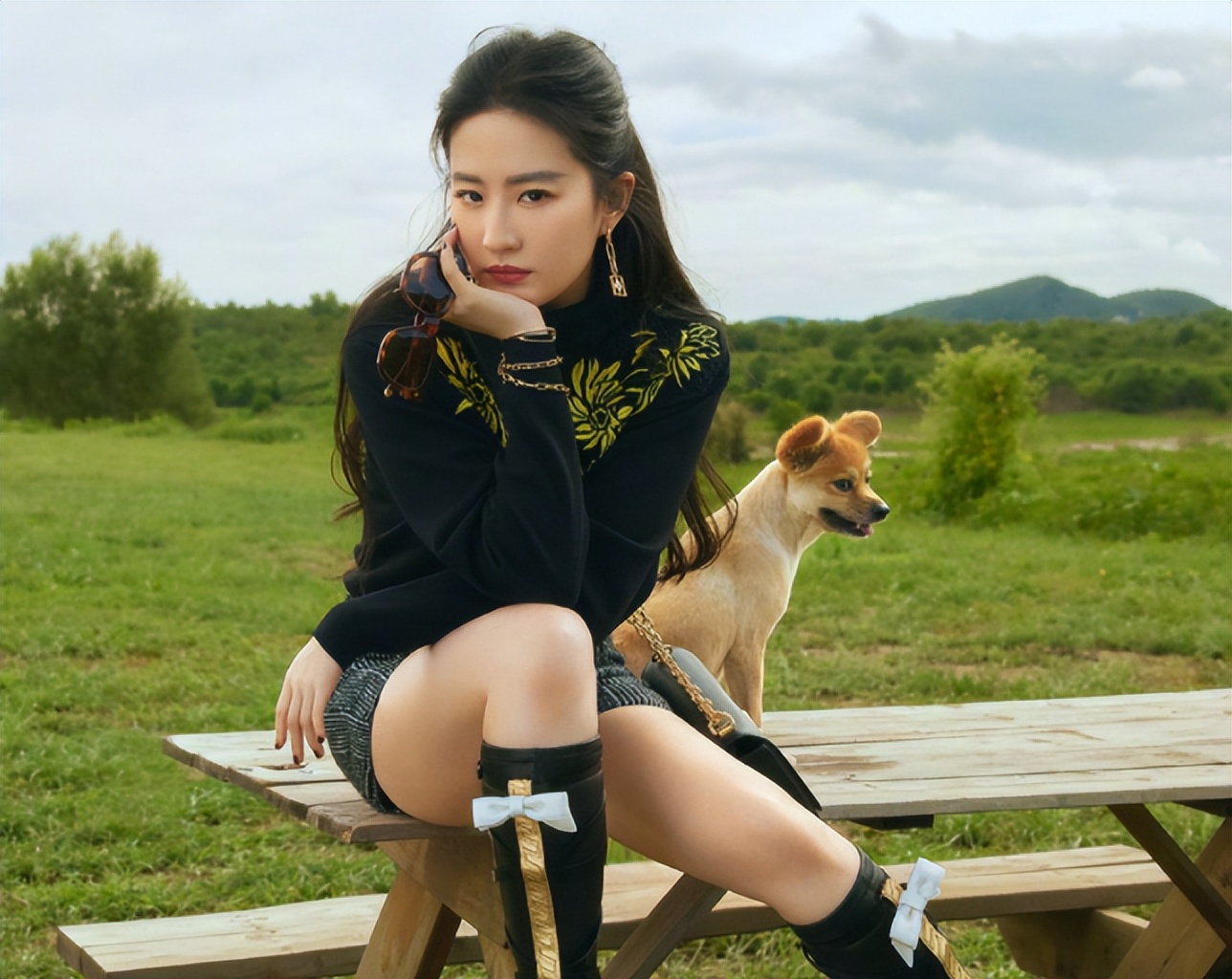 壕!刘亦菲送同事4片千元面膜、每人一个LV,本人:他们都很高兴