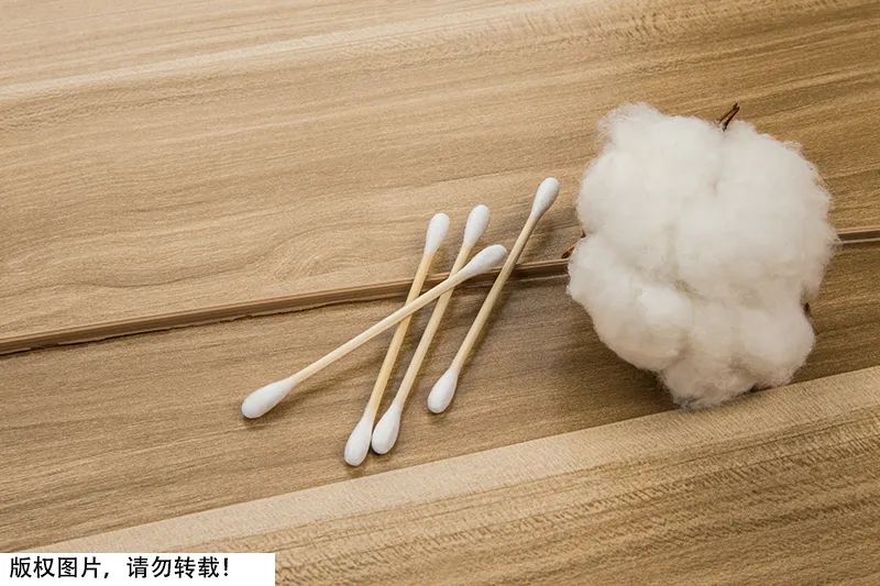 在小小的耳朵里挖呀挖呀挖？快住手，这样挖可能让你悔断肠…