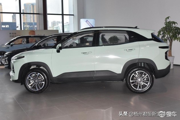 新宝骏rs-3新款装饰品,新宝骏rs-3有360度全景影像