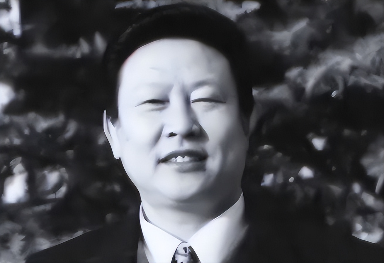 重庆“三宝部长”张宗海，两万买校花*夜初**，靠*阳药壮**拱70个女友