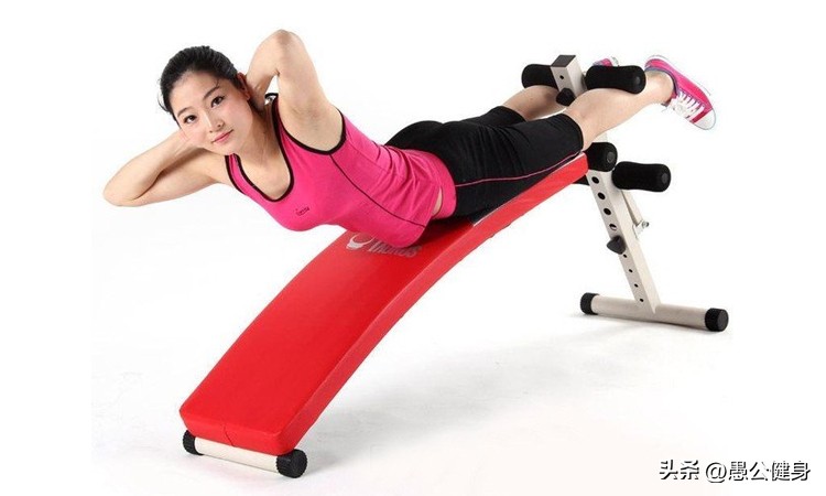 健身器材哪款适合腰突锻炼,腰肌训练器健身器材