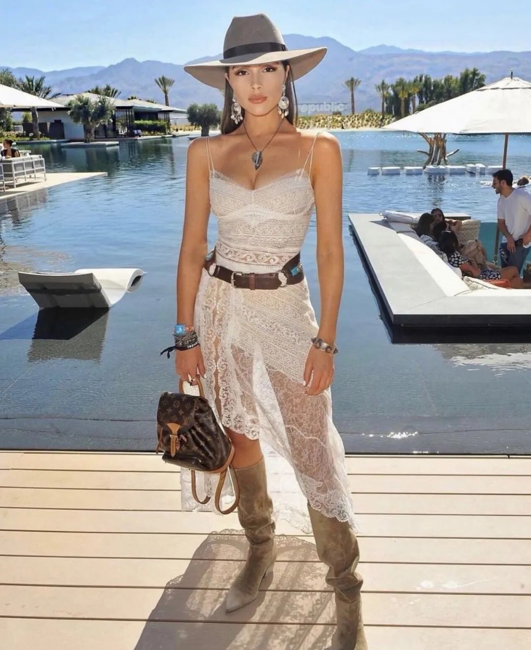 科切拉热浪来袭，你的包也需要清凉一下