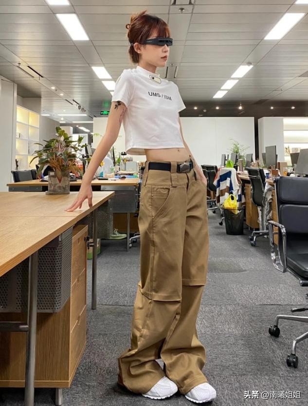 今春最流行的女裤,4款内搭裤搞定节后时髦
