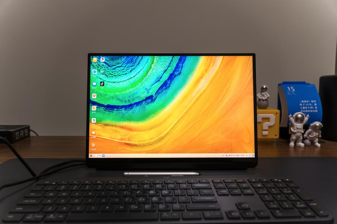 ehomewei便携显示器使用体验,ehomewei便携显示屏oled测评