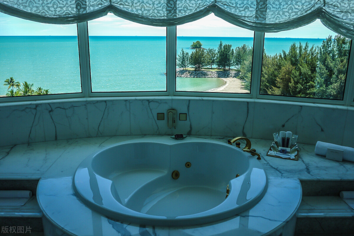 告诉你一个真实的文莱,文莱是怎么被一分为二的