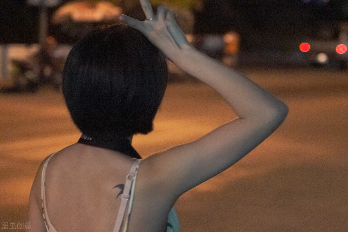 小小说误会与约会,小小说圈套