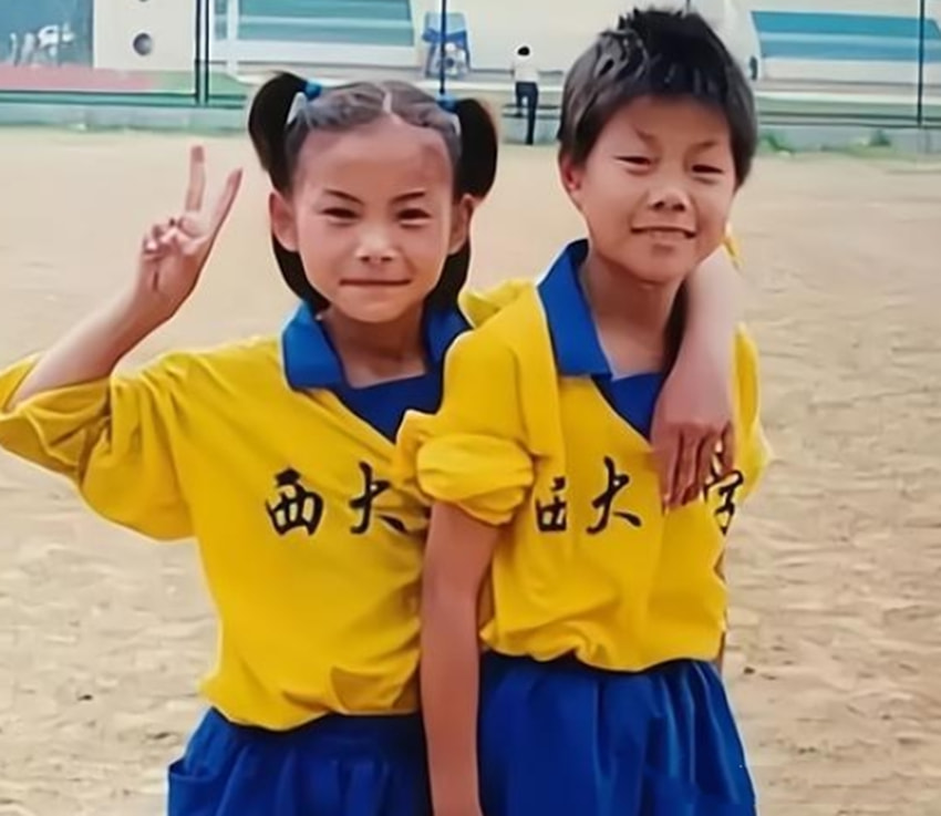 王霜几岁开始踢球,王霜踢进了多少球