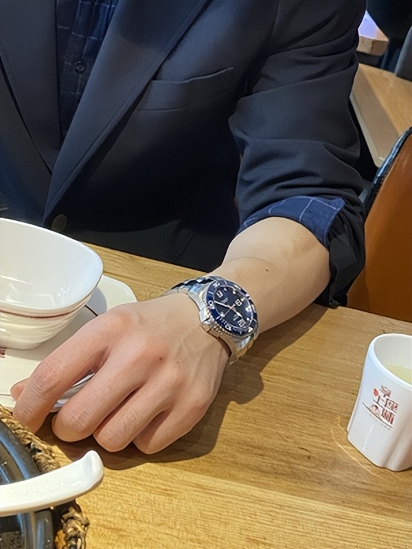 浪琴手表康卡斯好还是开创者好,名士手表和艾美哪个值得买