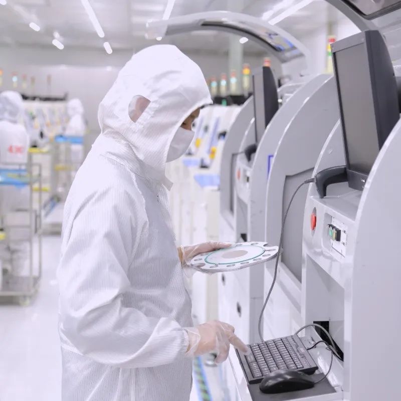 奋力勇攀高峰,奋力新跨越勇攀新高峰