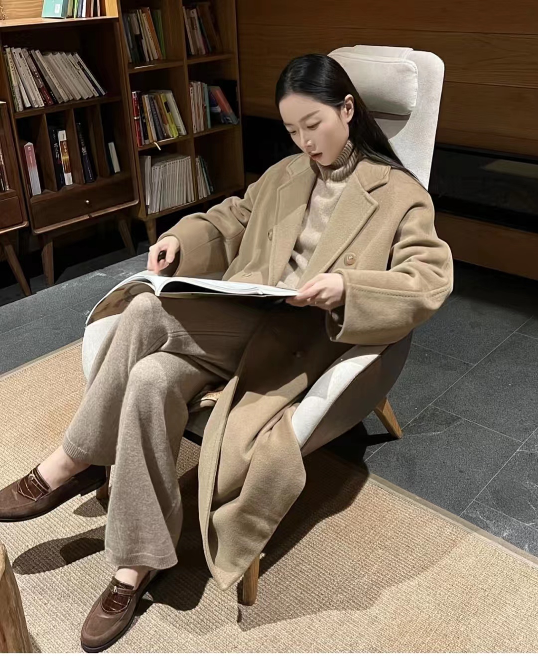 2018外套里面穿这3件内搭时髦保暖,冬天暖和又时尚的外套推荐